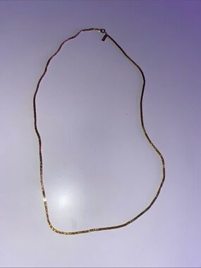 Avon Gold Flat Herringbone Chain Necklace